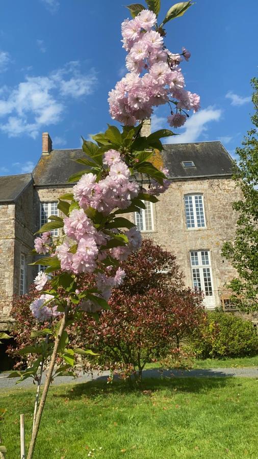 Le Chateau De Claids Saint-Patrice-de-Claids Esterno foto